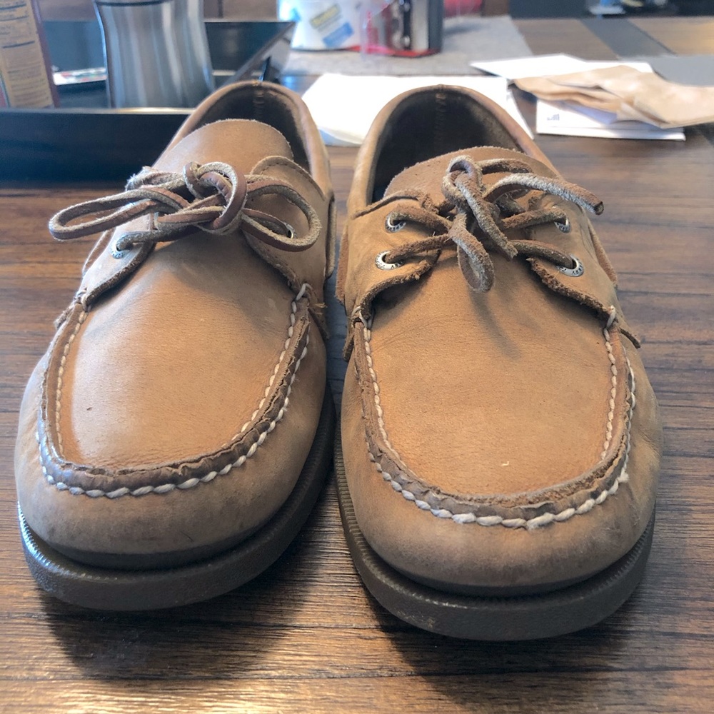 Sperry original 2 eye boat shoes Sz 9.5